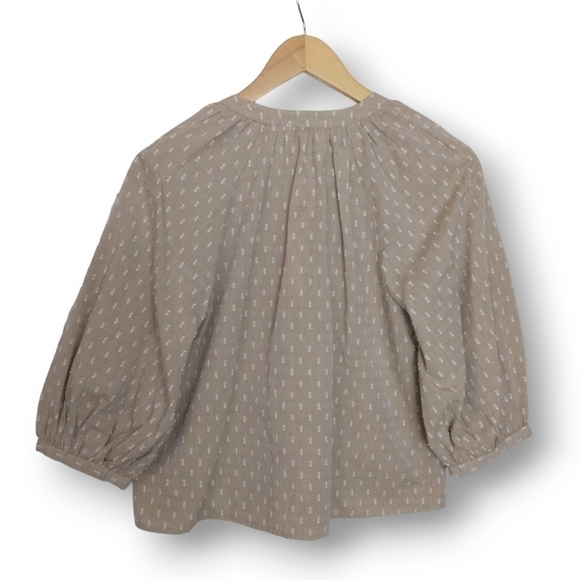 NWT BADGLEY MISCHKA COTTON PEASANT TOP IN SAND SWISS DOT SIZE XS - Picture 3 of 5